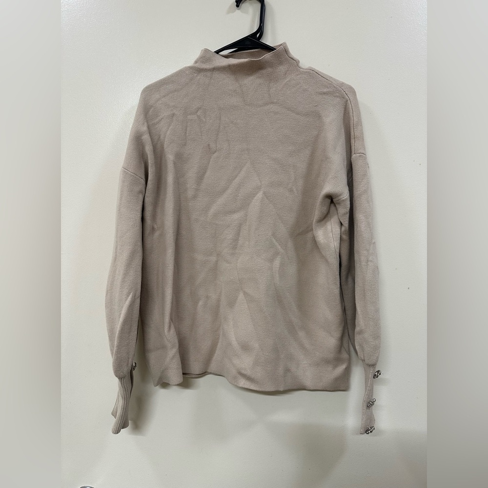 Tahari Beige Sweater